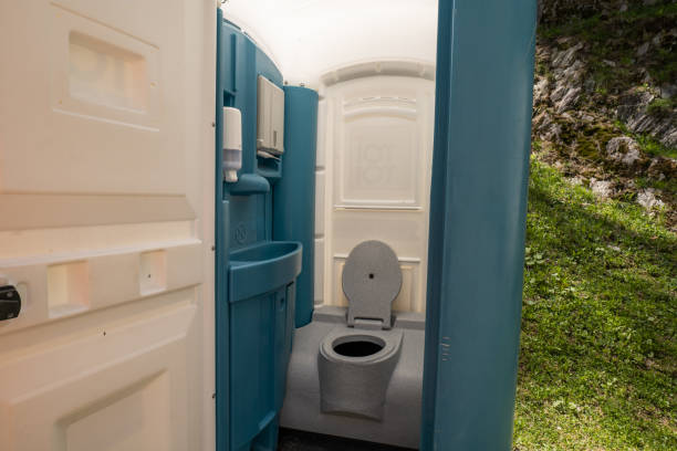 Best Portable restroom trailer rental  in Elm Creek, TX